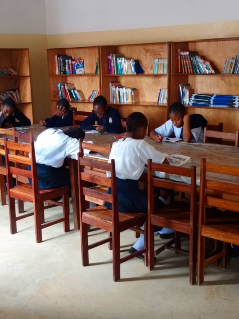 Secondary School 10 Library